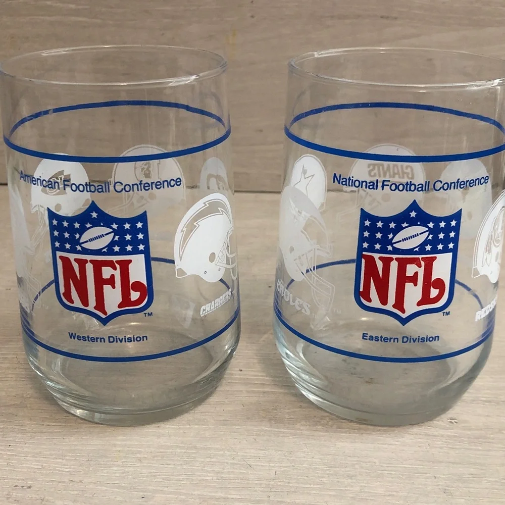 Vintage NFL‎ AFC West NFC East Divisions Lot Of 2 Drinking Glasses Pls Read